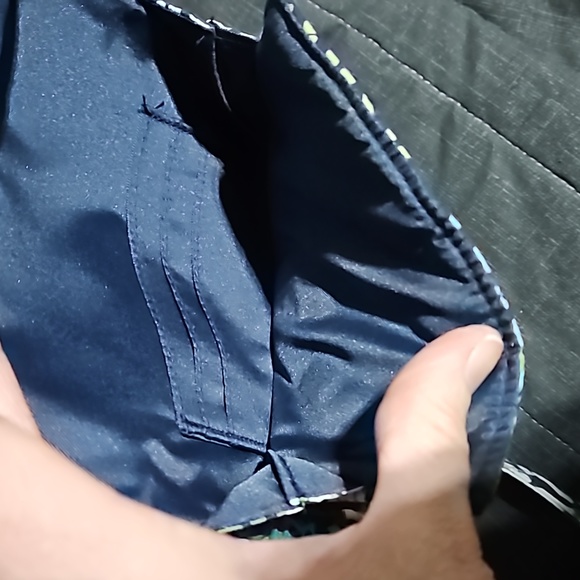 Vera Bradley Crossbody 8inx6in Teal,white,dark blue & green - Picture 5 of 13